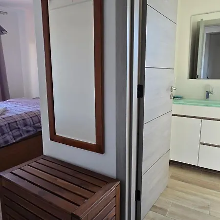 Near The Beach, With Pool Appartement
