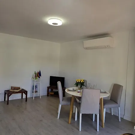 Appartement Near The Beach, With Pool *
