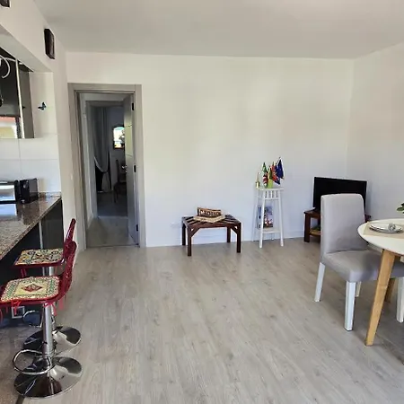 Appartement Near The Beach, With Pool Albufeira